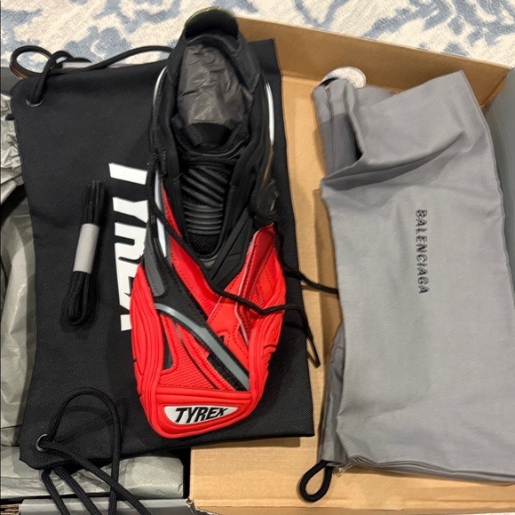 Balenciaga Tyrex Red Black Sneakers - Picture 2 of 5